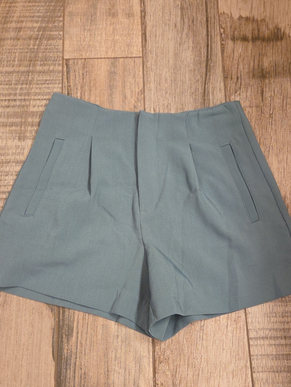 a new day High-Waist Pleated Women's Shorts